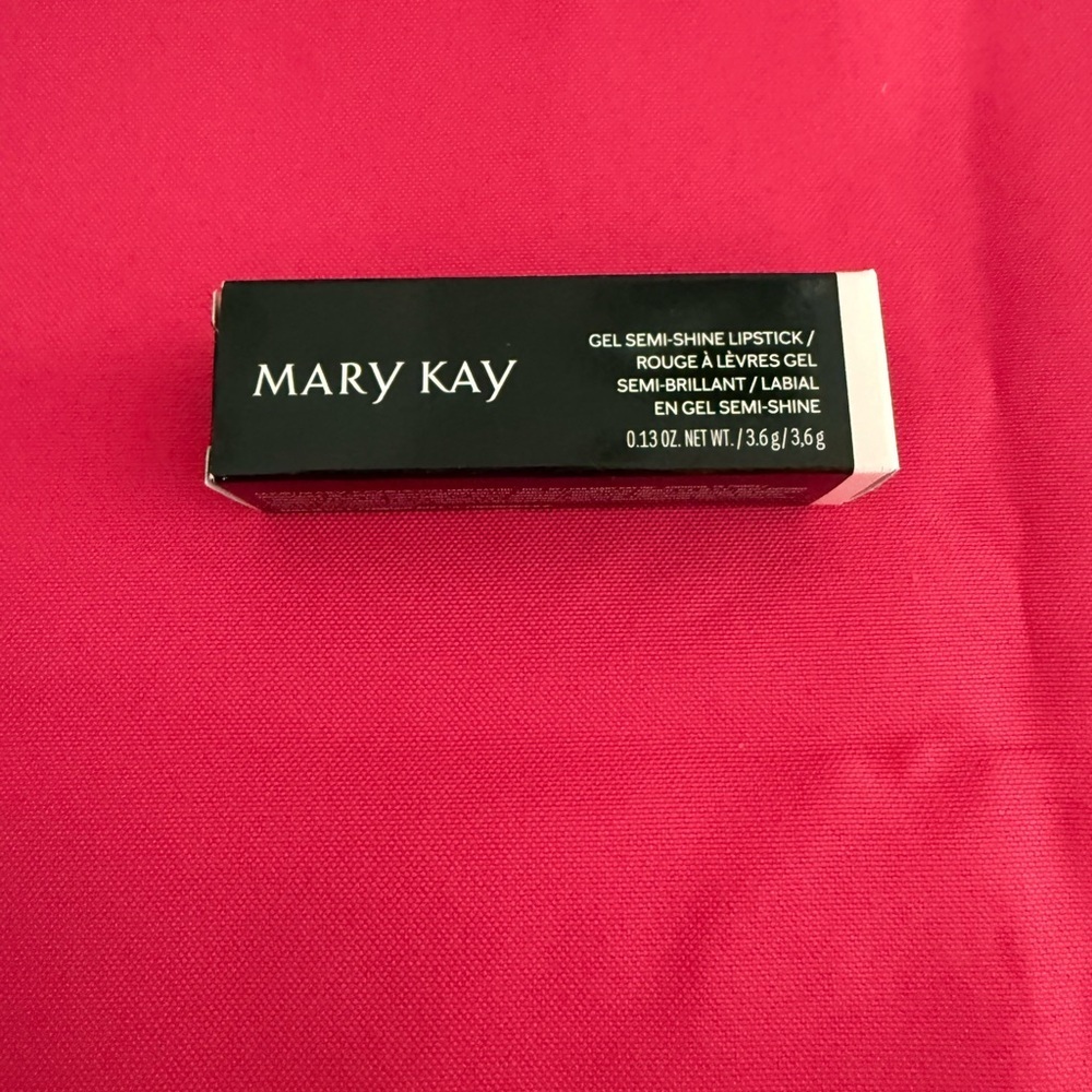 Mary Kay Gel Semi-Shine Lipstick - Scarlet Red New in Box